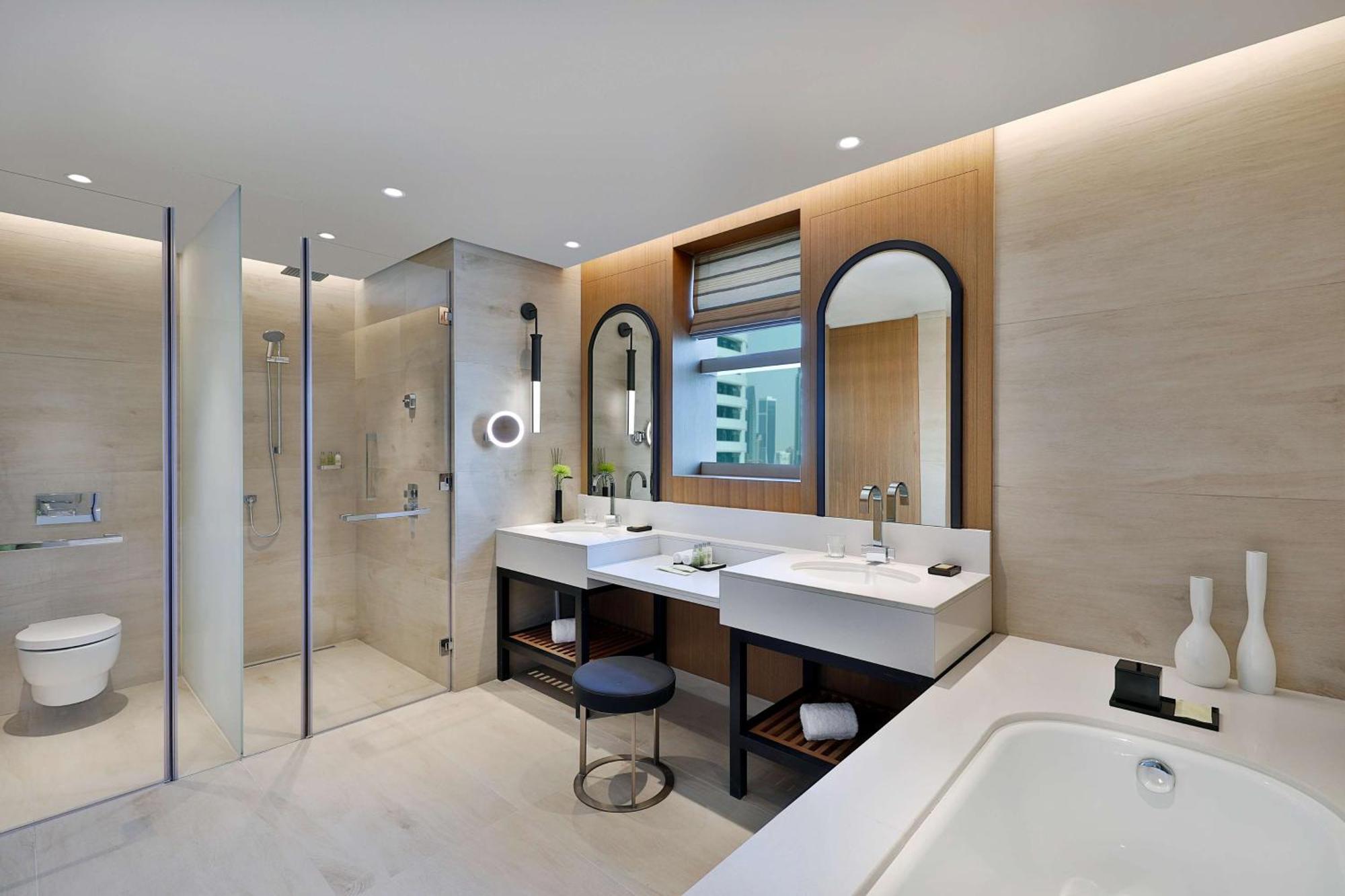 Doubletree By Hilton Dubai - Business Bay Hotel Ngoại thất bức ảnh